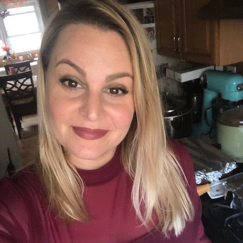 <strong>Amanda D</strong>